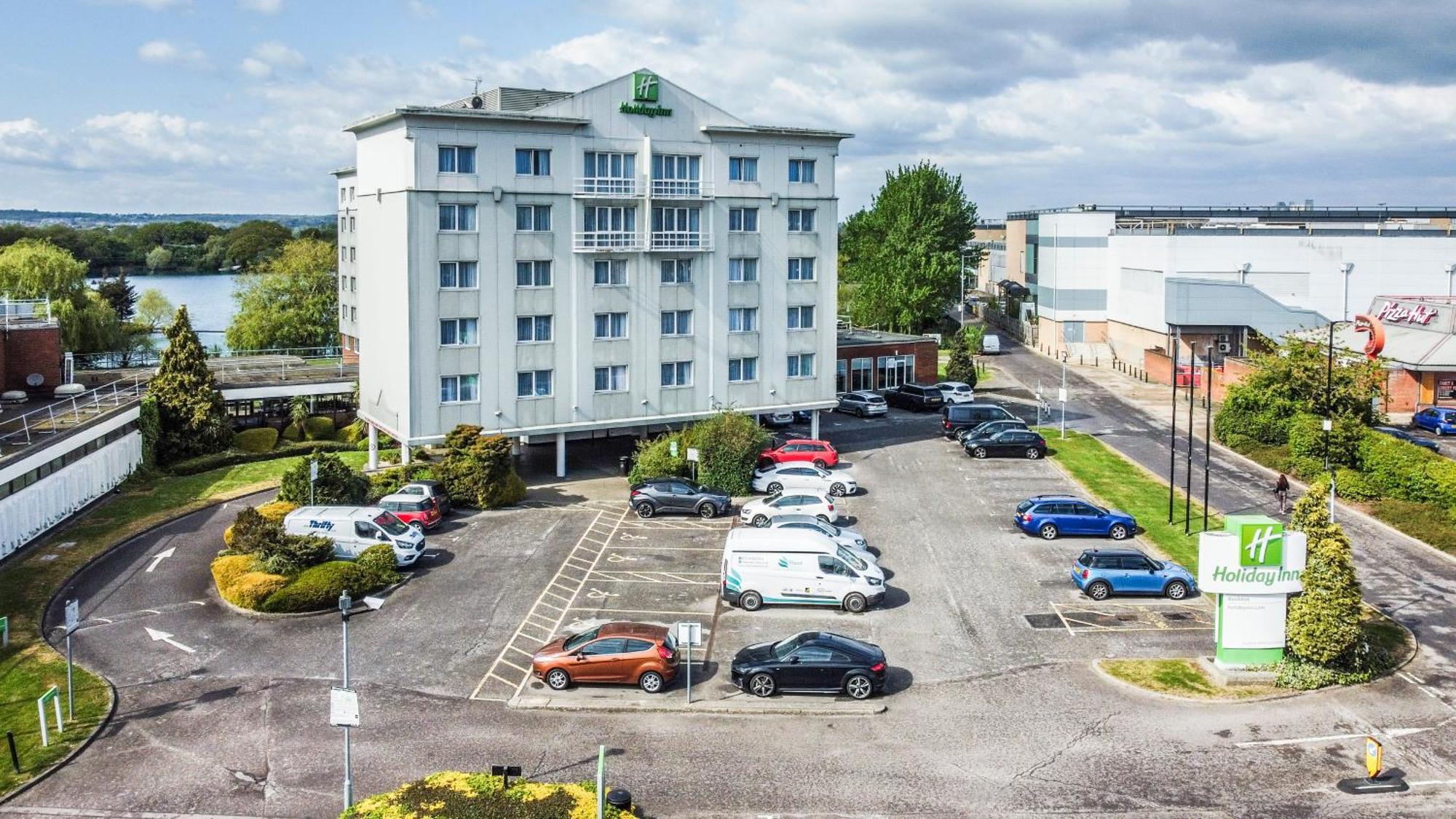 Holiday Inn Basildon By Ihg Exterior foto